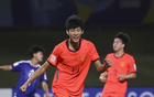国少队遗憾负于日本队错失登顶U17亚洲杯良机，年轻球员以热血拼搏精神迈向更高国际赛场